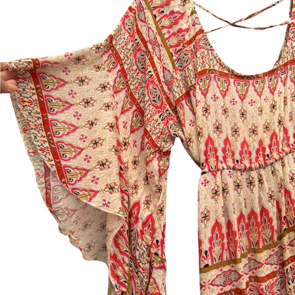 Rebellion Red and Cream Paisley Boho Asymmetrical Bell Sleeve Dress 100% Rayon - Picture 11 of 16